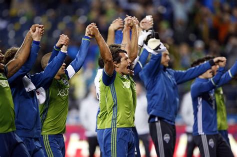 Seattle sounders fc news from fansided daily. Seattle Sounders Leave it Late Against Sporting KC: 3 ...