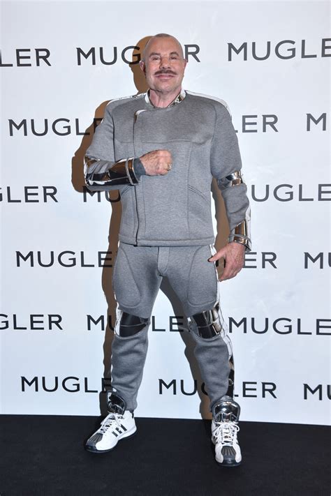 Vid O Manfred Thierry Mugler Au Photocall De L Exposition Thierry