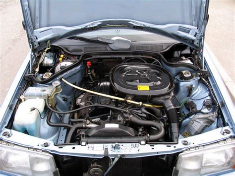 1987 Mercedes 190e 20 Engine Carandclassic Co Uk Flickr