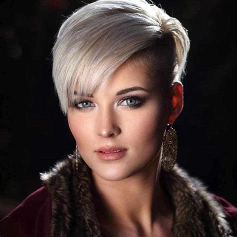 We've selected the best haircuts and hairstyles for women. 24.