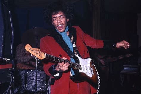 Four Songs That Prove Jimi Hendrix Was The Ultimate Guitar Hero Rn