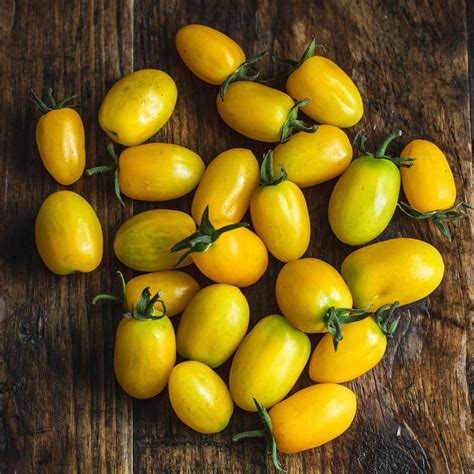 Organic Yellow Baby Plum Tomatoes 250g Riverford