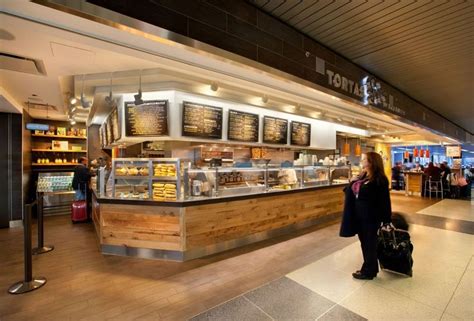 Where to Eat at Chicago O'Hare International Airport (ORD) | Chicago