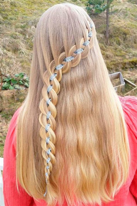 30 Peace And Love Hippie Hairstyles For Rocknroll Queens