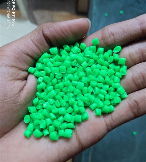 Plastic GREEN HD GRANULES, Packaging Size: 25kg, Rs 75 /kg | ID: 23668800430