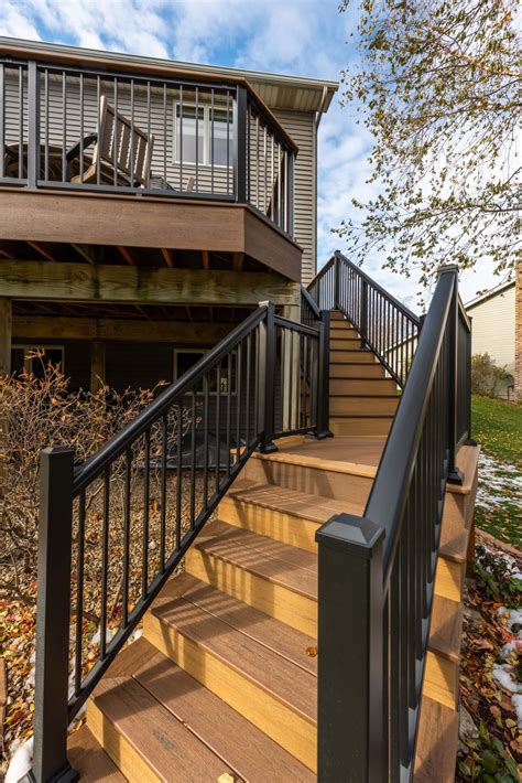 Timbertech Reserve Darkroast Deck With Quarter Turn Stairs | Home Pro ...