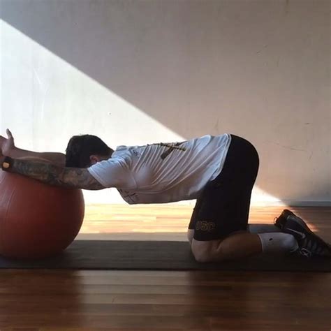 The result is a feeling of increased muscle control, flexibility, and range of motion. Contract-Relax Stretch For The Lats With Swissball | 𝙏𝙝𝙚 ...