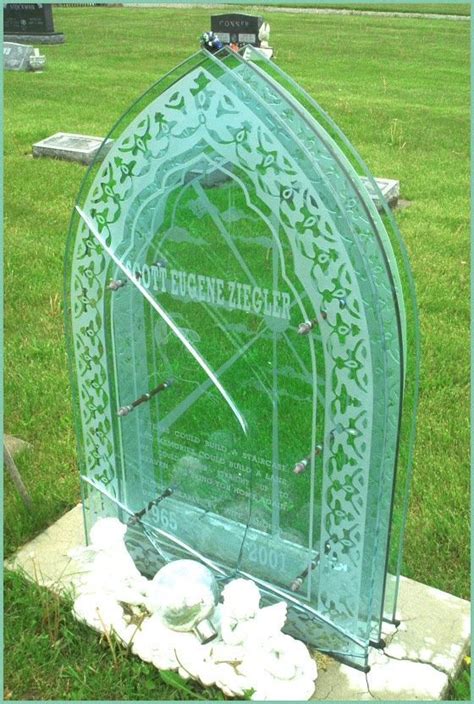 Tombstone Made Of Glass Panes Famous And Unique Grave Stones