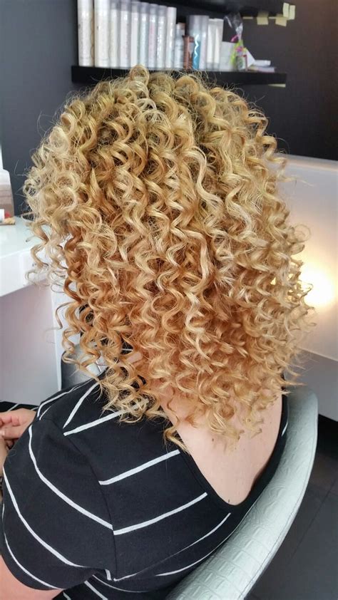 Spiral Perm Permed Hairstyles Blonde Curly Hair Curly Hair Styles