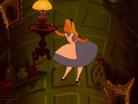 Série pocahontas 2 (1998) pour plus de détails, voir fiche technique et distribution pocahontas: La Magie de Disney: Alice au Pays des Merveilles (1951)