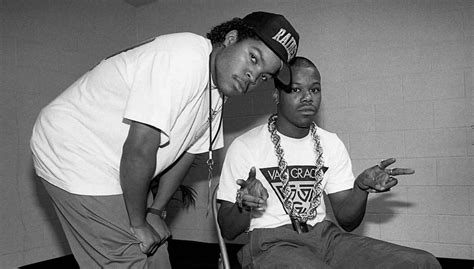 Ice Cube Too Hort Ja Ne Yo Pistivät Ulos Uuden Sinkun Raider Colors