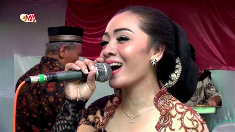 Podang Kuning Sri Huning Suara Merdu Sinden Cantik Jakarta Ghea