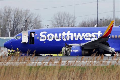 At Southwest Airlines The Minutes After Disaster Struck Wsj