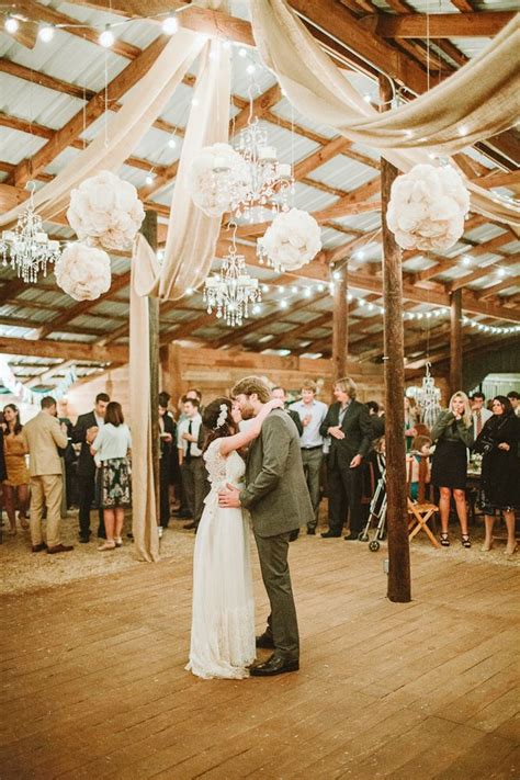 Barn Decorating Ideas Wedding