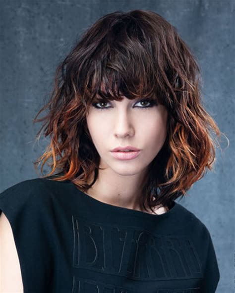 Lets Try Trendy Curly Bob Haircuts 2019 For Girls