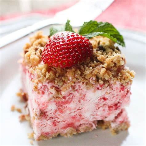 Frosty Strawberry Squares 5 Perfect Desserts Just Desserts Delicious