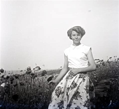 44 lovely snapshots of teenage girls in dresses in the 1950s ~ vintage everyday