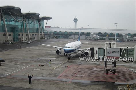 Chongqing Jiangbei Airport 2011 Travel To The Southwest China
