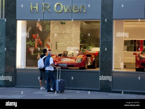 H R Owen Ferrari Showroom Knightsbridge London Stock Photo Alamy