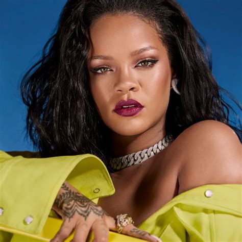Rihanna For Fenty Beauty Body Lava 2019 Hawtcelebs