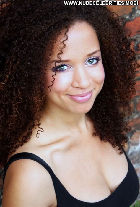 natalie gumede no source celebrity beautiful babe posing hot