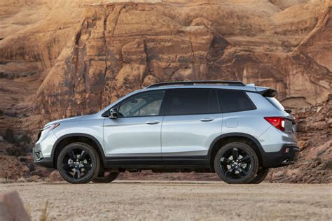 With breathtaking design and tech, you won't believe the 2022 insight is also a highly efficient hybrid. AUTOREVIEWERS.COM | 2019 Honda Passport | Auto Reviewers