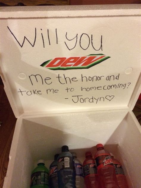 Cute Way To Ask Your Boyfriend To Homecoming He Loved It