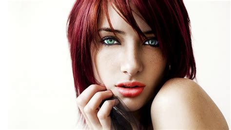 Wallpaper Menghadapi Wanita Si Rambut Merah Model Mata Rambut