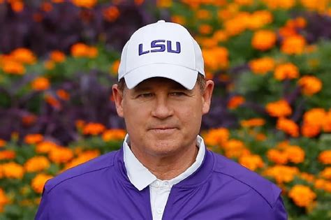 Who Is Les Miles His Son Daughter Wife Net Worth Where Is He Now Networth Height Salary