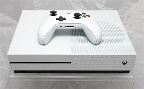 Is Xbox One S Worth It Hands On Thoughts On Microsofts