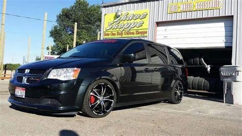 Dodge Grand Caravan Sxt Aftermarket Parts Lowered 20inrims Rims Blacked