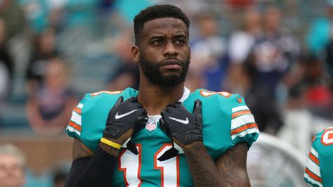Patriots Acquiring Wr Devante Parker From Dolphins In Trade