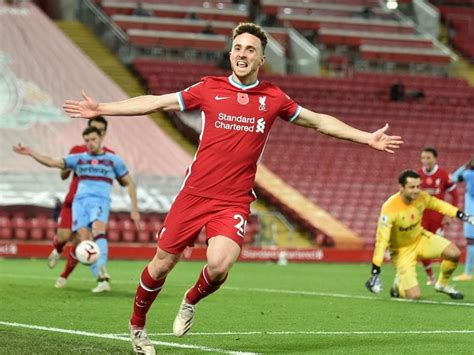 Liverpool agree diogo jota fee: Super Sub Diogo Jota Sends Liverpool Top Of The Premier ...