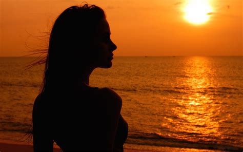 Silhouette Women Sexy Babes Ocean Sea Sunset Sunrise Mood Wallpaper