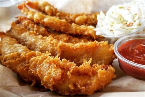 British traditional dining and prime quality sustainable fish freshly cooked to order every day of the week! 4 top spots for fish and chips in Long Beach | Hoodline