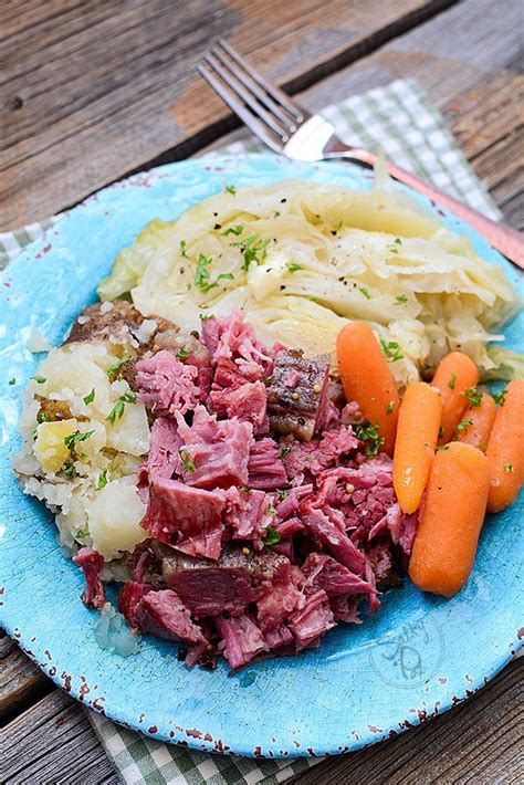 This post contains affiliate links. You know what's good about cooking this Instant Pot Shredded Corned Beef and Cabbage recipe? You ...