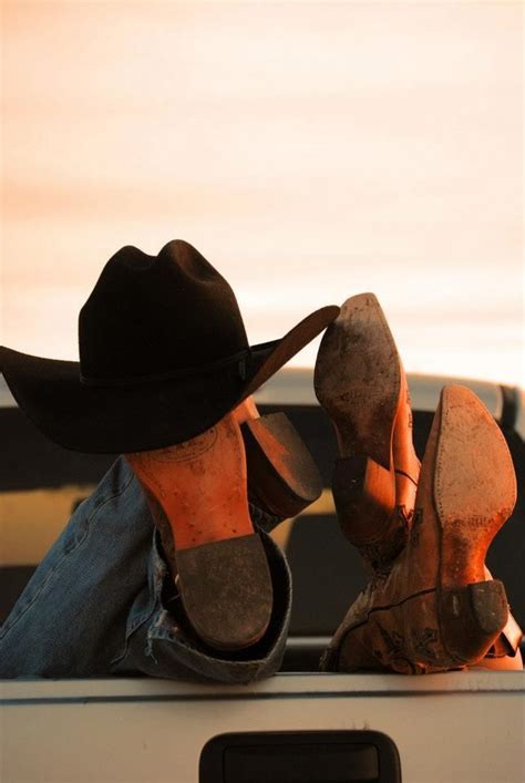 Pin By Juan Ovando On Photography Country Girls Country Couple
