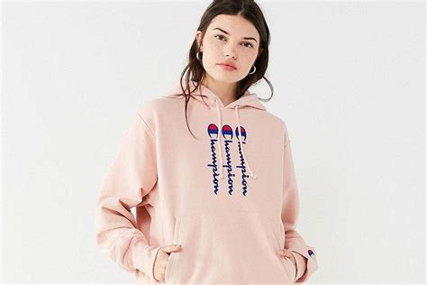 You Need Champion X Urban Outfitters Blush Pink Hoodie Sweats Outfit Cozy Outfit Chic Fall