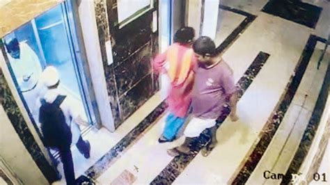 navi mumbai crime man touches self in front of woman in lift