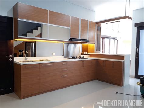 Harga kitchen set per meter lari, lemari atas rp. kitchen-set-minimalis-brown-1 - Dekoruang.com