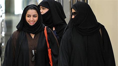 Hefzi Saudi Women Need To Think Like Men In Workplace Bbc News