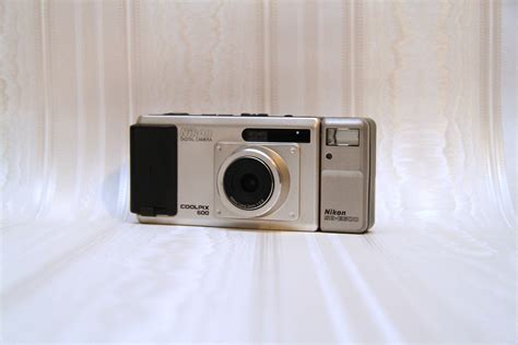 Nikon Coolpix 600