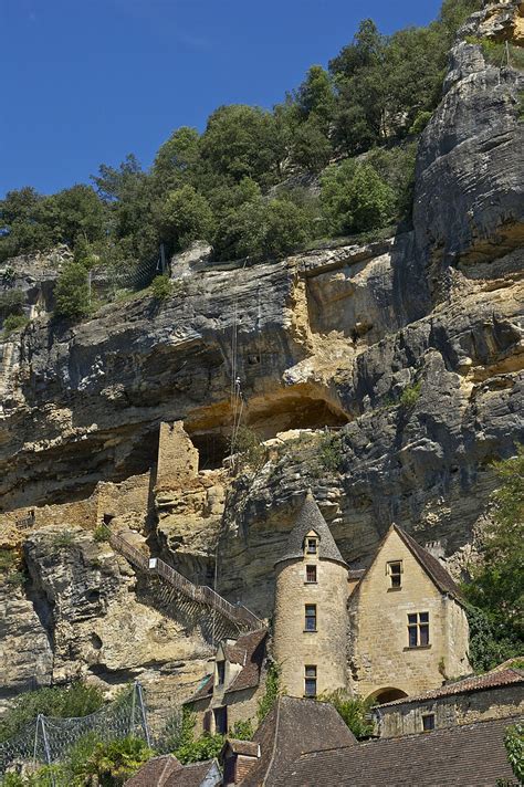 Free Photo Dordogne Cave Dwellers Troglodytes Rock Roque Gageac