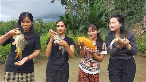 Gadis Dayak Begini Kebiasaan Suku Dayak Dalam Menangkap Ikan YouTube