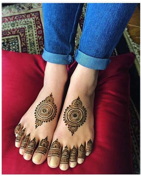 Modern Stylish Modern Foot Mehndi Design Simple And Easy Images