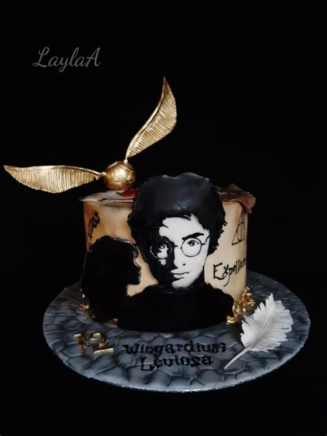 Search through thousands of replacement parts for hp printers, and hp and compaq computers. Harry Potter by Layla A | Harry potter cake, Hand painted cakes, Potter