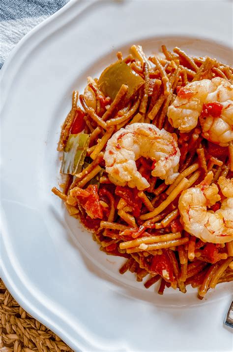 Epic Spanish Fideos With Vegetables And Shrimp Recipe Spain On A Fork