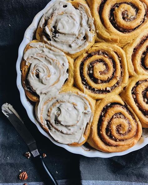 Sweet Potato Cinnamon Rolls With Pecan And Pumpkin Spice ...