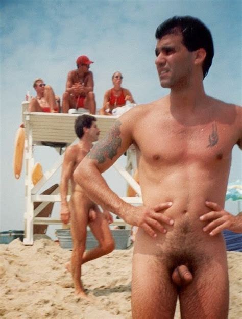 Cfnm Cmnm Public Guys Naked On The Beach Thisvid Sexiz Pix