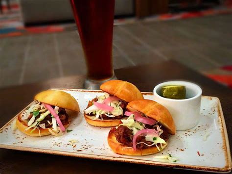 Where To Eat In Dallas Now 10 Best New Downtown Restaurants For Lunch